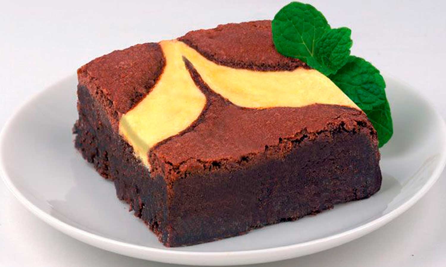 Davids Cookies Pre-Cut Cheesecake Brownie, 4 Ounce -- 48 per case.