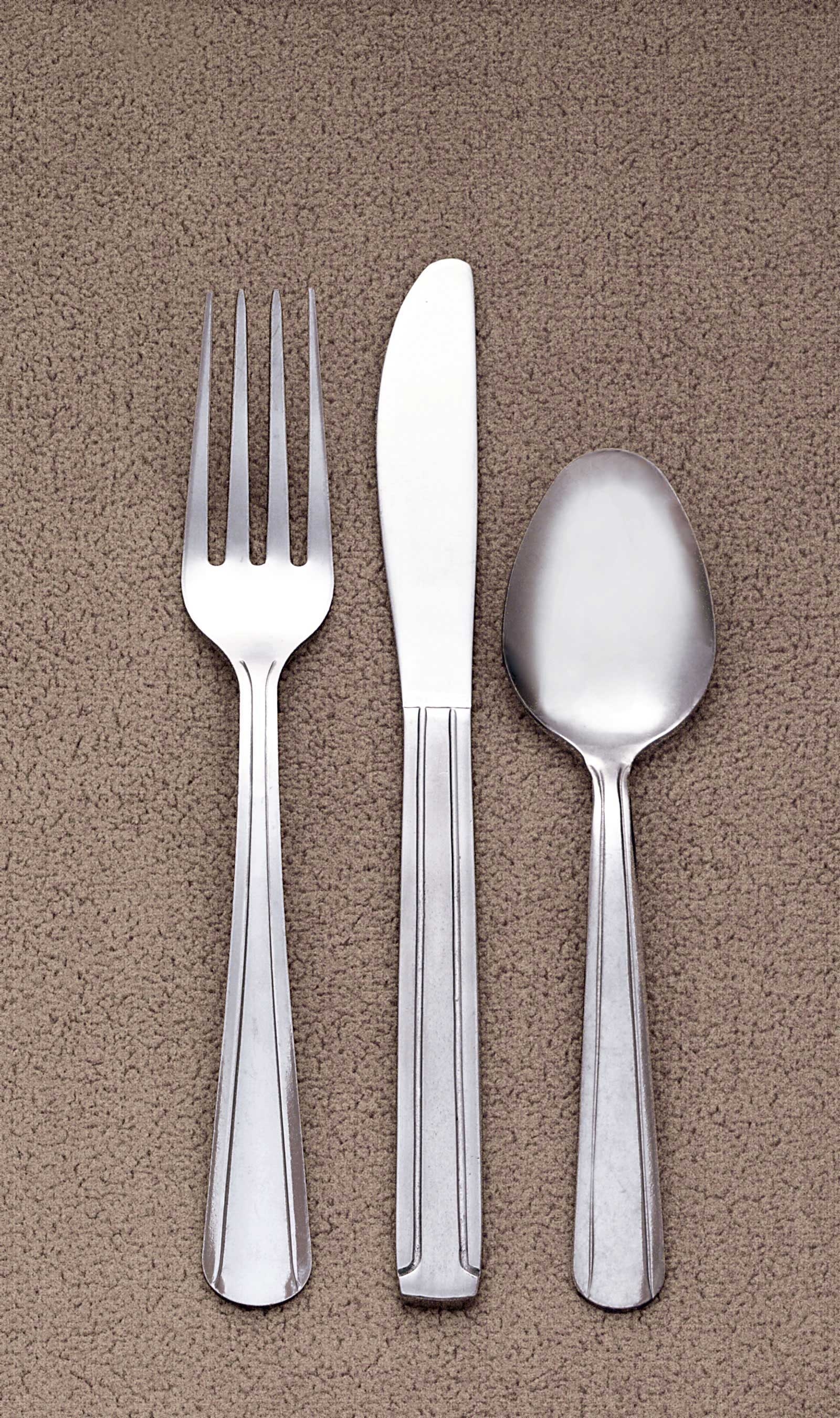 World Tableware Brandware 18/0 Stainless Steel Medium Weight Dominion Tablespoon, 8 inch -- 144 per case.