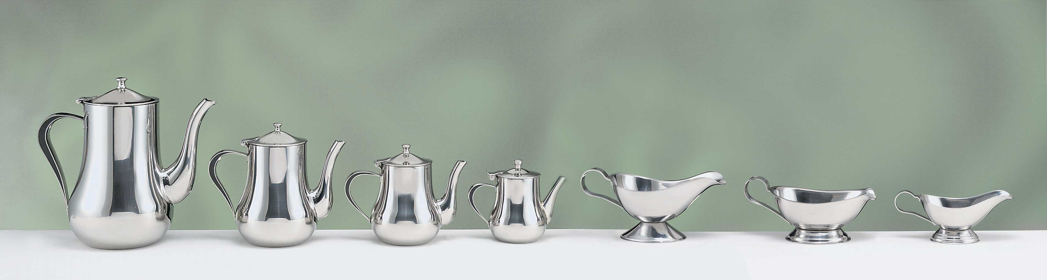 World Tableware Inc Belle Stainless Steel Sauce Boat, 4 Ounce.