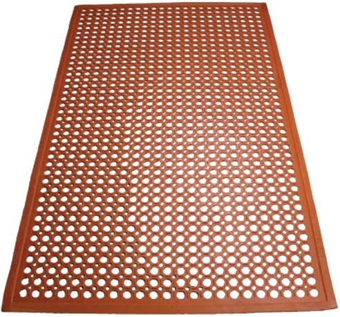 Winco Red Beveled Edge Rubber Floor Mat, 3 x 5 feet