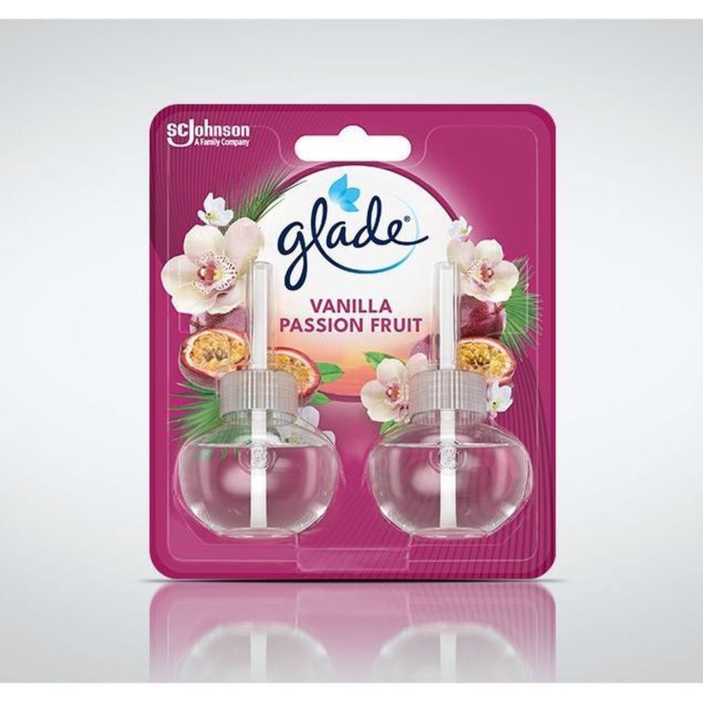 Glade PlugIns Vanilla Passion Fruit Scented Oil Air Freshener Refill, 1.34 Fluid Ounce -- 6 per case