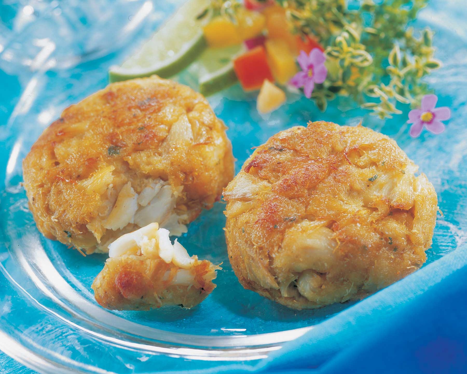 Handy Seafood Ultimate Crab Cakes, 4 Ounce -- 24 per case.
