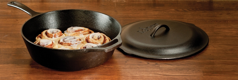 Lodge Cast Iron Covered Deep Skillet, 5 Quart.