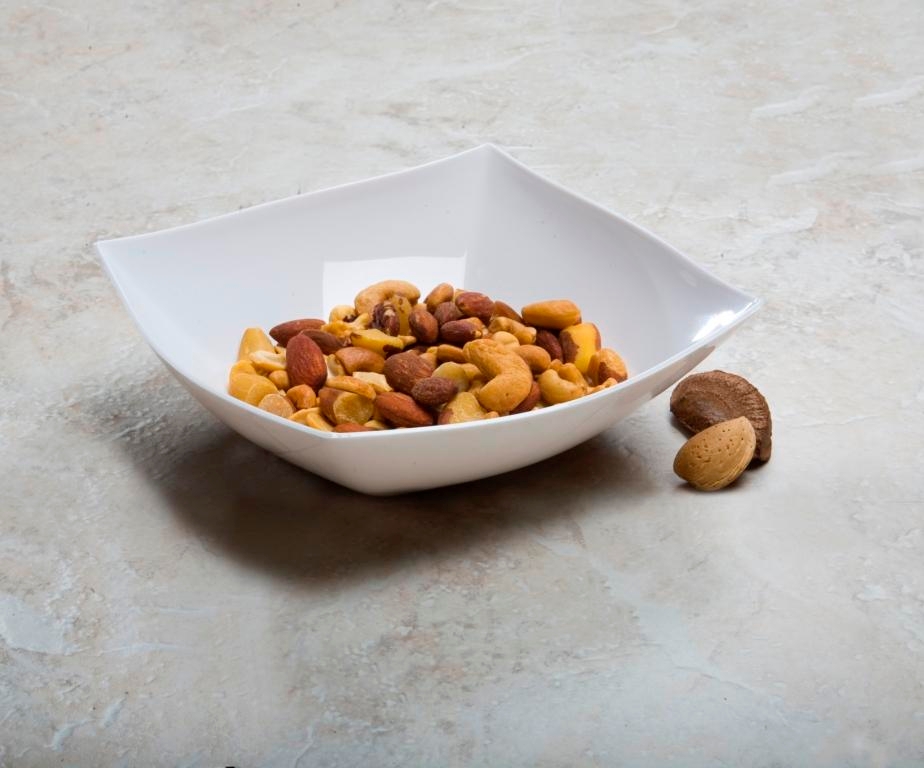 Yoshi Ware Emi White Square Serving Bowl, 32 Ounce -- 50 per case.