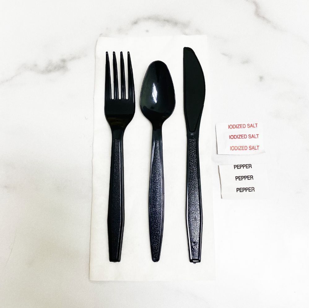 Poly King Black Polystyrene Meal Kit -- 250 per case.