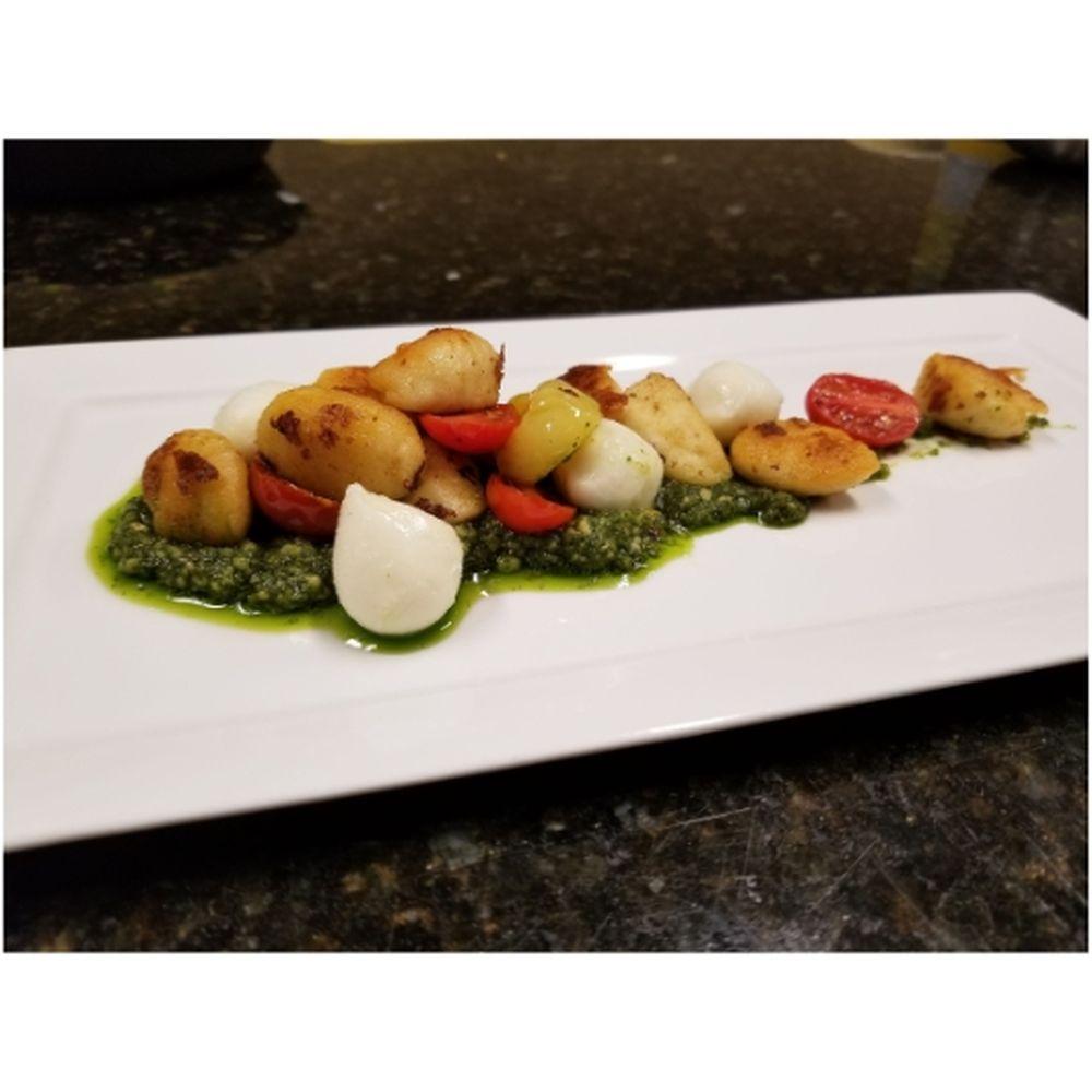 Product gallery 562766449