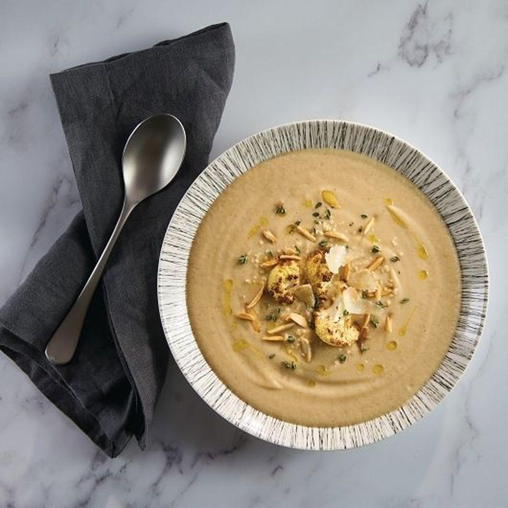 Product gallery 323807116