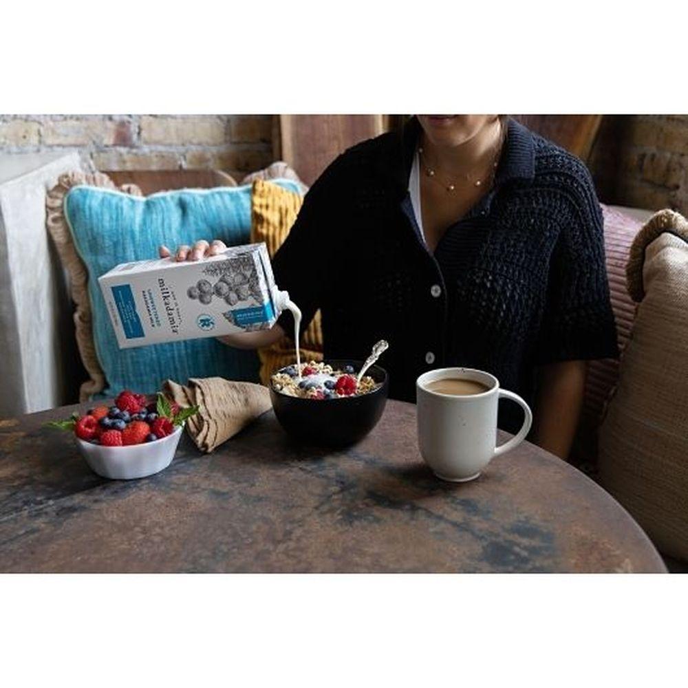 Product gallery 717879353