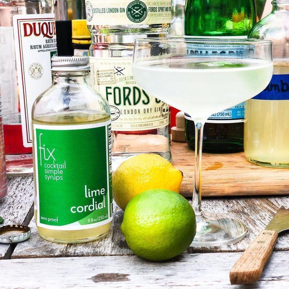 Product gallery 839802204