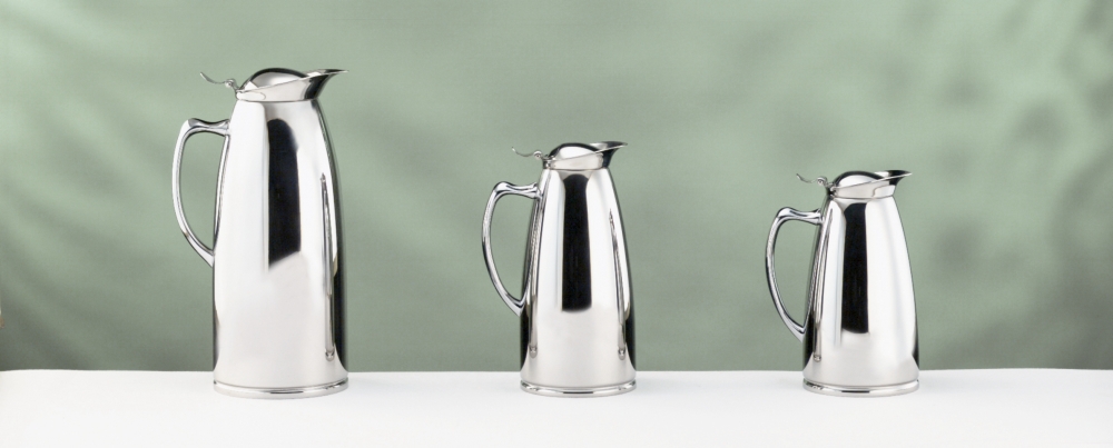 World Tableware Inc Belle Insulated Server, 51 Ounce