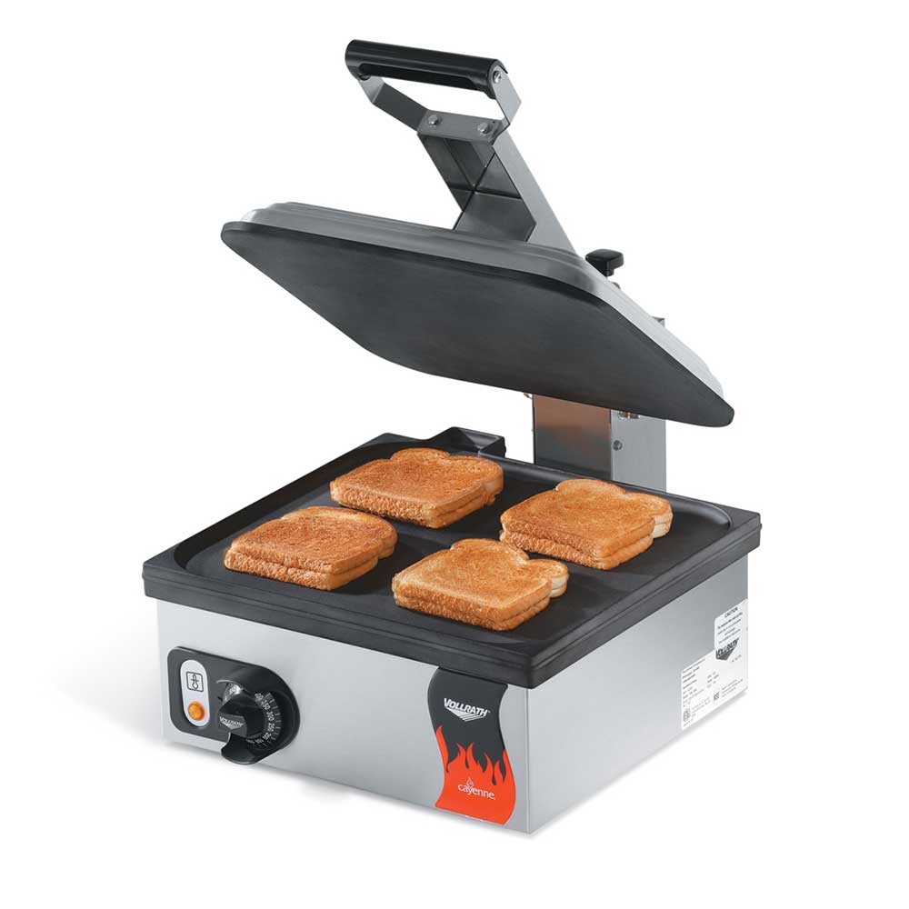 Vollrath Cayenne Non-Stick Flat Plate Style Sandwich Press, 14 x 18 3/4 x 12 7/8 inch.