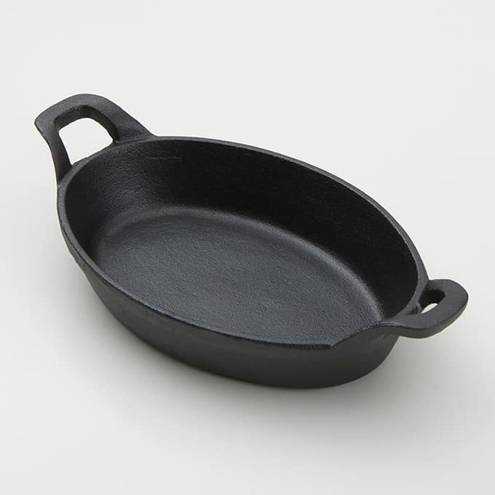 American Metalcraft Black Cast Iron Round 27 Ounce Casserole With Handles, 8 1/2 X 6 X 1 3/4 Inch